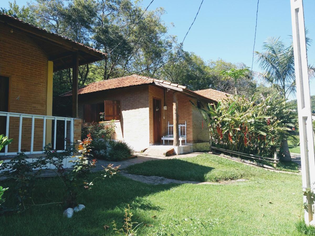 Sitio Pousada Morada Do Sol Кунха Екстериор снимка