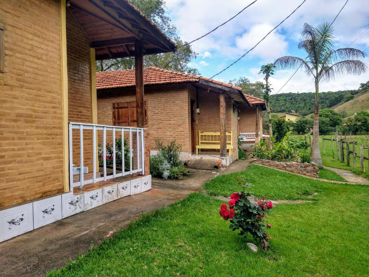 Sitio Pousada Morada Do Sol Кунха Екстериор снимка