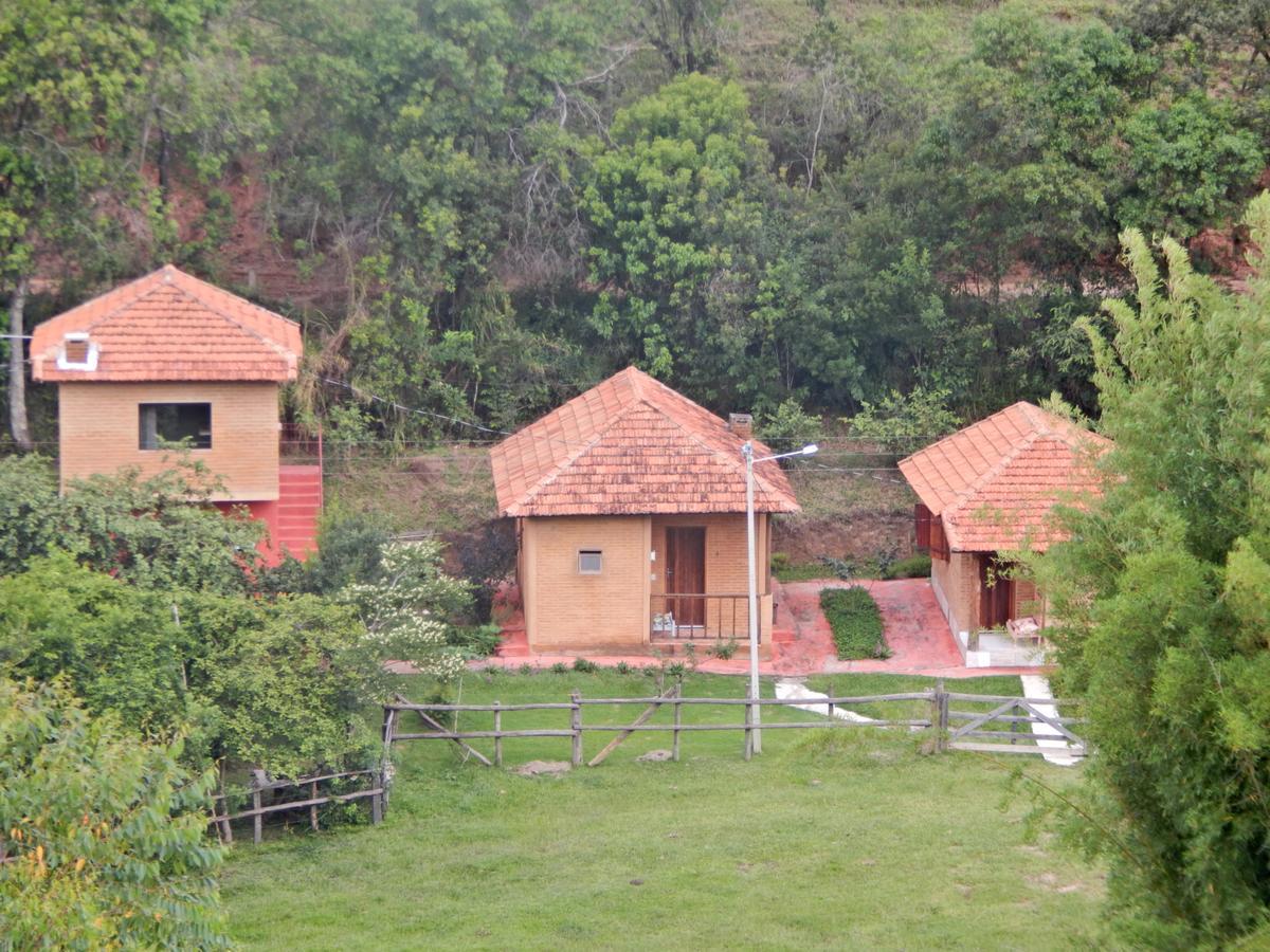 Sitio Pousada Morada Do Sol Кунха Екстериор снимка